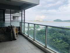 6EF0D4BC-3BA6-4FE0-B6B1-13ACADAD76C7