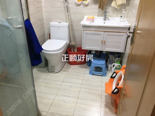 客厅