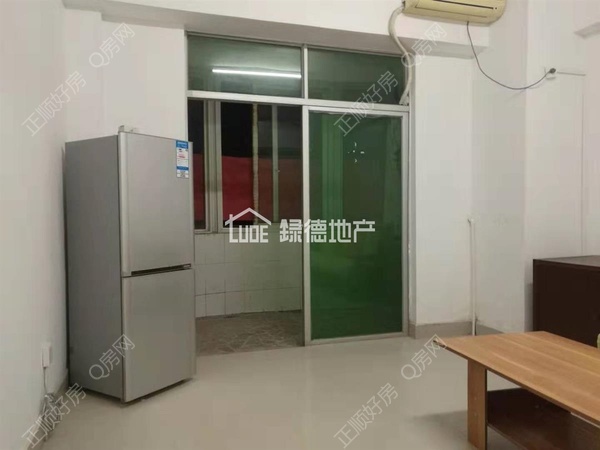 s0CEF408B039F408DAAEA7989103D8111.jpg