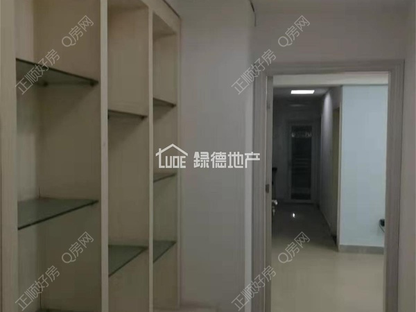 s9A3E647254FB43C7B769707C97F7A418.jpg