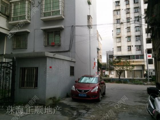 小区